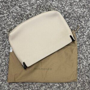 BRAND NEW BURBERRY MEDIUM CLUTCH Beige/Yellow ladies bag